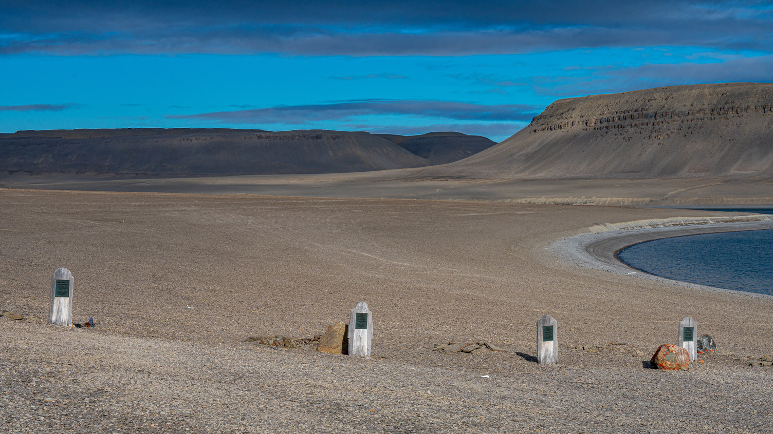 Graves at Beechey Island.